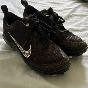 Nike Black and White Baseball Softball Cleats - Metal